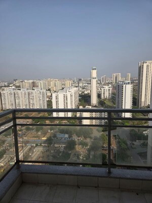 3.5 BHK Apartment – Exterior View View at DLF The Ultima, Sector 81 - for Sale