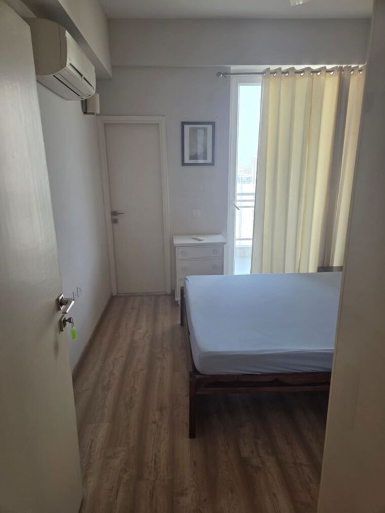 Bathroom, dlf-the-ultima 3.5 Bedroom 2132 Sq.Ft. Apartment In Sector 81 Gurgaon 10420002