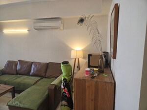 Team Area in 3.5 BHK Apartment at DLF The Ultima, Sector 81 – for Sale