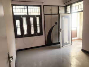 Room in 2 BHK Builder Floor at Vaishali Nagar – for Sale