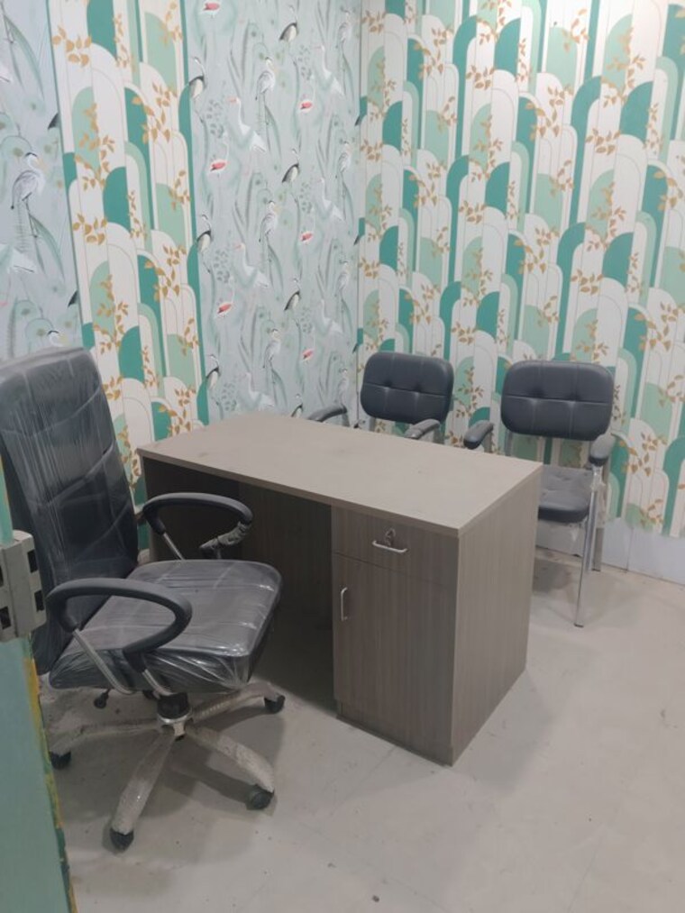 Team Area, netaji subhash place Commercial Office Space 162 Sq.Ft. In Netaji Subhash Place Delhi 10420036