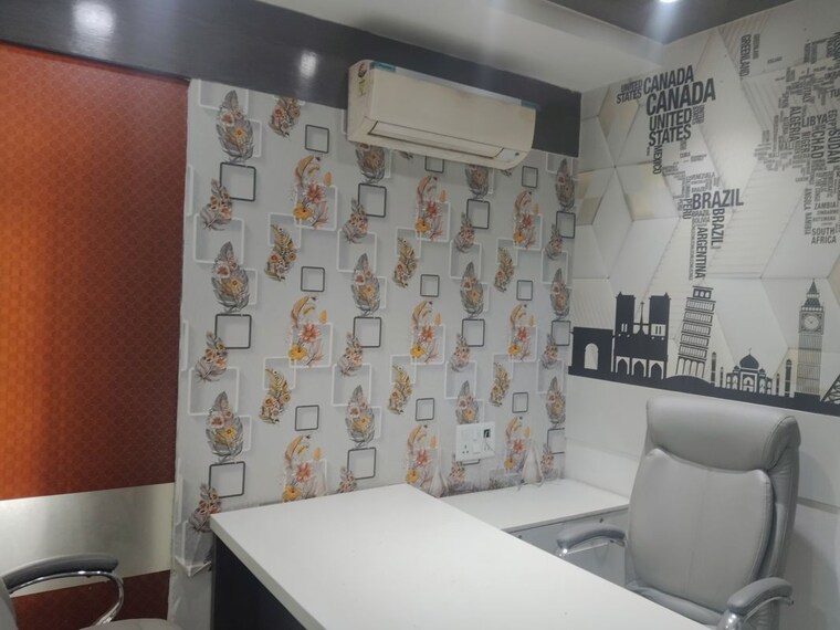 Team Area, netaji subhash place Commercial Office Space 535 Sq.Ft. In Netaji Subhash Place Delhi 10420052