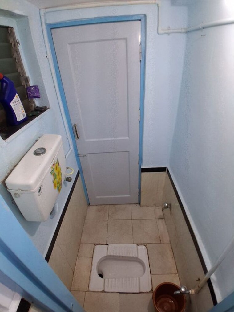 Bathroom, swan-dawn-mills 1 Bedroom 225 Sq.Ft. Apartment In Sewri Mumbai 10373174