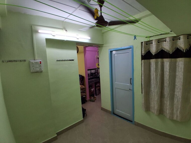 Hall, swan-dawn-mills 1 Bedroom 225 Sq.Ft. Apartment In Sewri Mumbai 10373174