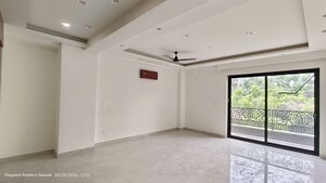 3 BHK Builder Floor For Rent in Ghitorni