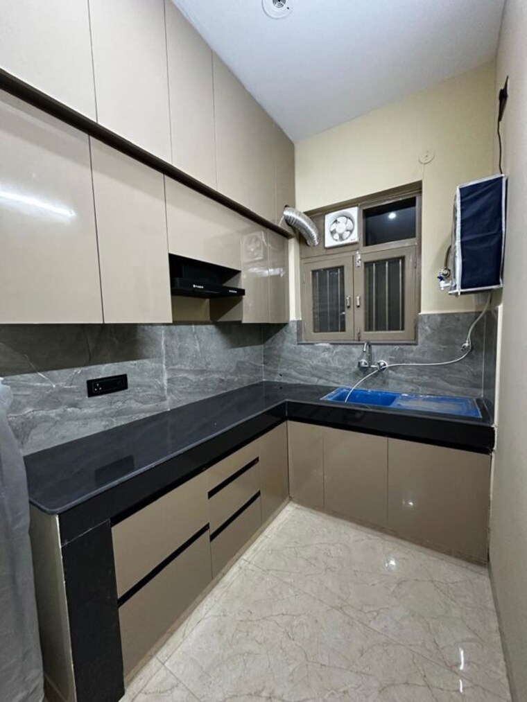 Kitchen, sector 40 2 Bedroom 1600 Sq.Ft. Builder Floor In Sector 40 Gurgaon 10420043