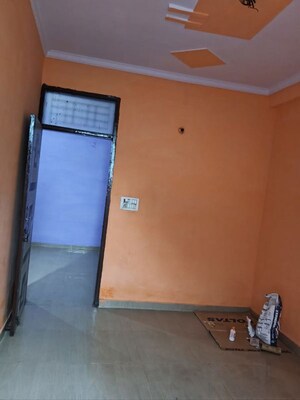 Room in 1 RK Builder Floor at Shyam Park Extension – for Sale