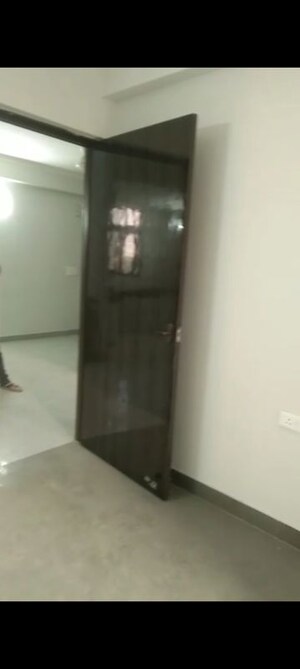 Room in 2 BHK Builder Floor at Vasant Kunj – for Rent