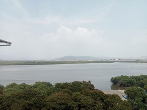 Plot Area in 4 BHK Penthouse at Cbd Belapur Sector 29 – for Rent
