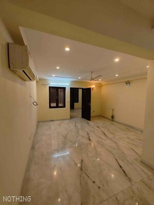 Room in 3 BHK Builder Floor at Malviya Nagar – for Rent