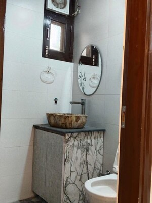 Furnished Amenities in 3.5 BHK Apartment at Vidya Sagar Apartments, Sector 6 Dwarka – for Rent