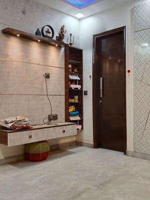 Parking in 3.5 BHK Apartment at Vidya Sagar Apartments, Sector 6 Dwarka – for Rent