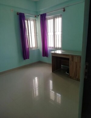 Room in 2 BHK Apartment at Whitestone Veroso, Whitefield – for Rent