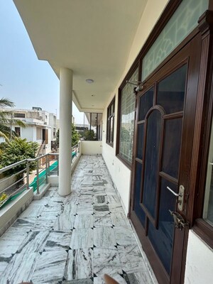 Building Lobby in 3 BHK Builder Floor at Civil Lines – for Rent