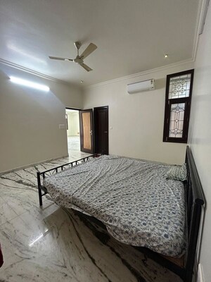 Bedroom in 3 BHK Builder Floor at Civil Lines – for Rent