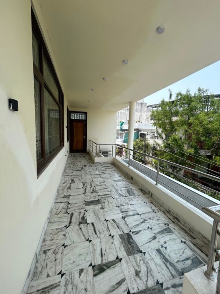 Balcony, civil lines 3 Bedroom 2200 Sq.Ft. Builder Floor In Civil Lines Jaipur 10420178