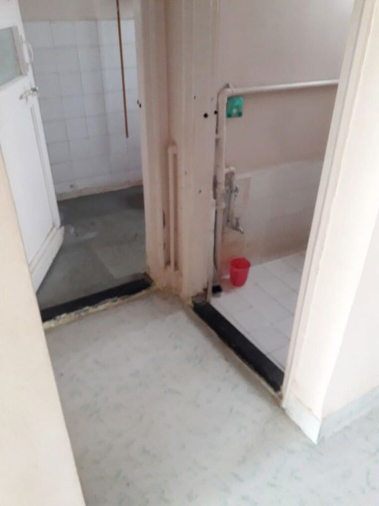 Bathroom, ameya-chs-kothrud 2 Bedroom 956 Sq.Ft. Apartment In Kothrud Pune 10420183