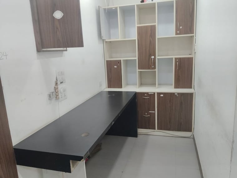 Kitchen, netaji subhash place Commercial Office Space 810 Sq.Ft. In Netaji Subhash Place Delhi 10420208