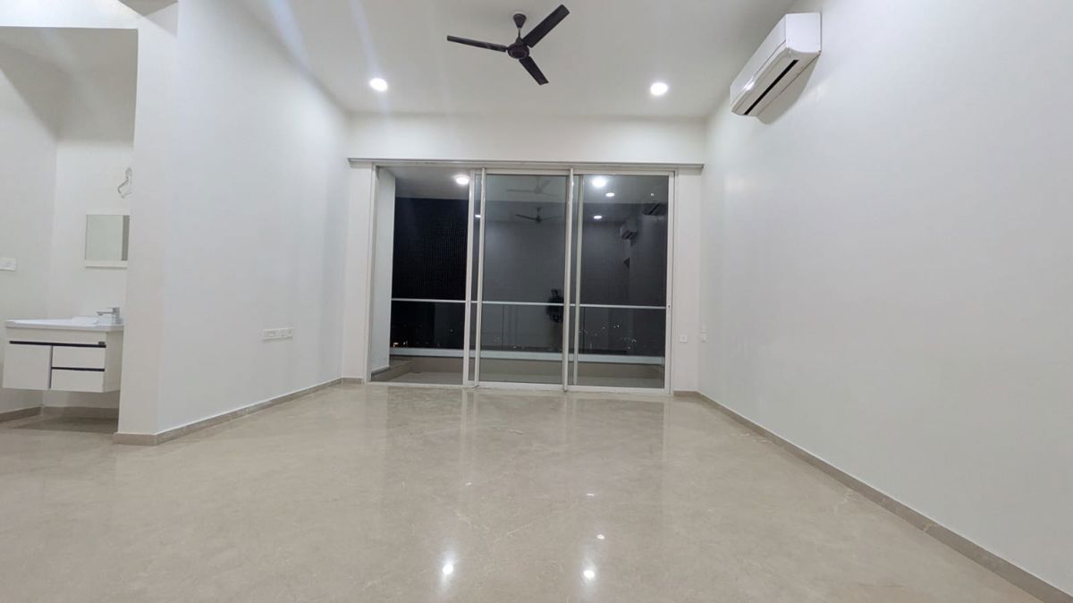 2 BHK + Pooja Room 925 Sq.Ft. Apartment in Omkar Alta Monte