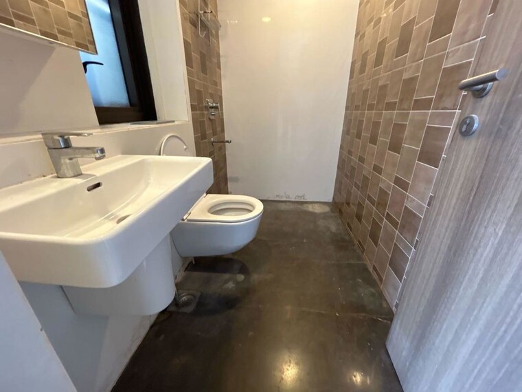 Bathroom, lodha-allura 3 Bedroom 1090 Sq.Ft. Apartment In Worli Mumbai 10420220