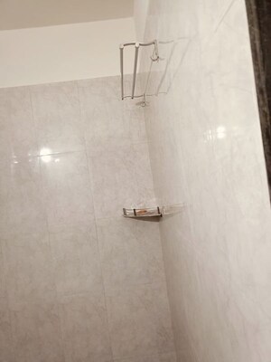 Room in 2 BHK Apartment at Mantra Essence, Undri – for Rent