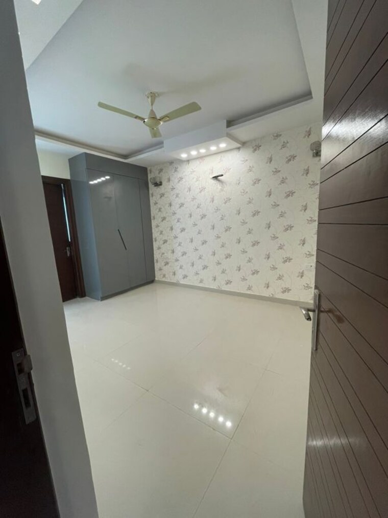 Room, 4s-aradhya-extension 4 Bedroom 2700 Sq.Ft. Apartment In Sector 67a Gurgaon 10420195