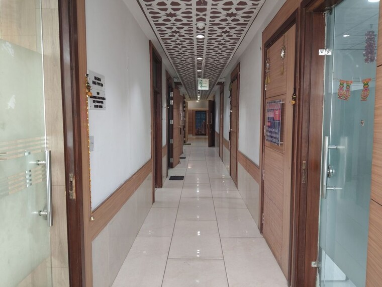 undefined, netaji subhash place Commercial Office Space 362 Sq.Ft. In Netaji Subhash Place Delhi 10420234