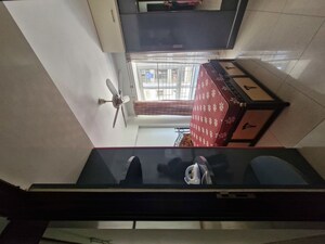 Room in 2 BHK Apartment at Sumadhura Essenza, Hosur Road – for Rent