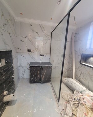 Team Area in 4 BHK Builder Floor at Sector 85 – for Rent