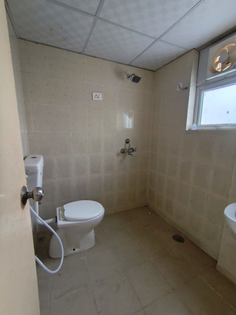 Bathroom, zara-rossa 2 Bedroom 539 Sq.Ft. Builder Floor In Sector 112 Gurgaon 10420301