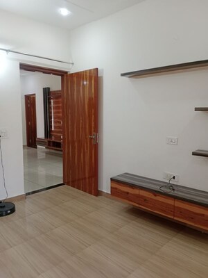 Room in 2 BHK Builder Floor at Model Town – for Rent