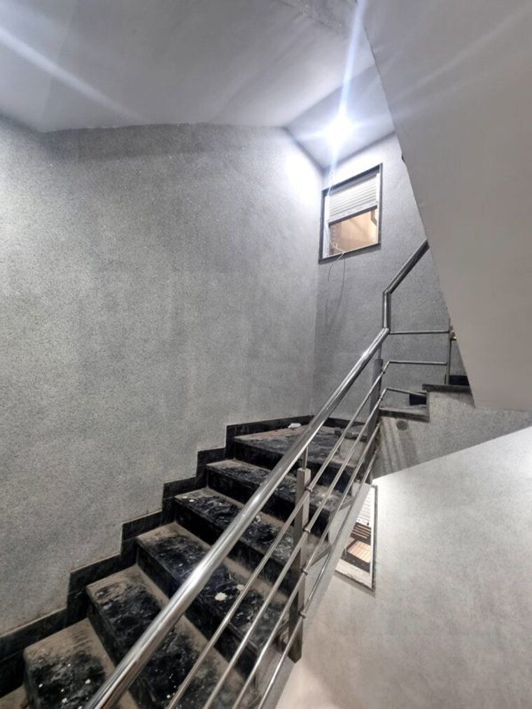 undefined, bptp-district-phase-2 3 Bedroom 180 Sq.Yd. Builder Floor In Sector 84 Faridabad 10420297