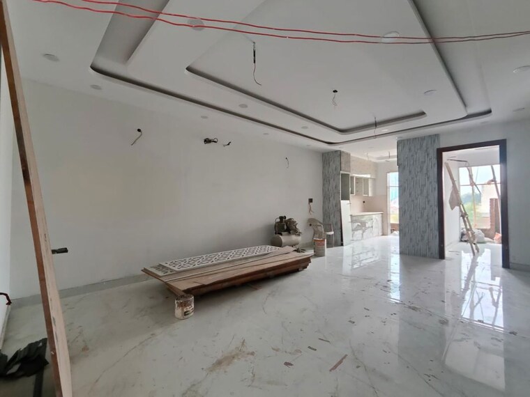 undefined, bptp-district-phase-2 3 Bedroom 180 Sq.Yd. Builder Floor In Sector 84 Faridabad 10420297