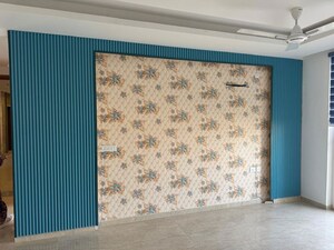 Room in 3 BHK Apartment at Omaxe Lake, North Mullanpur – for Rent