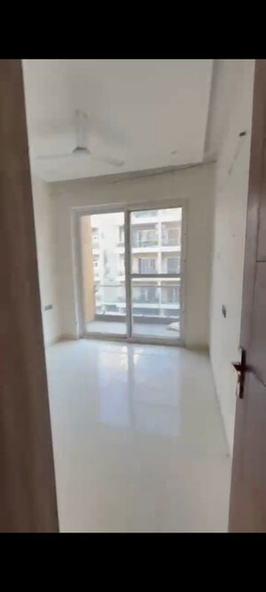 Room in 3 BHK Apartment at Preet Colony – for Sale
