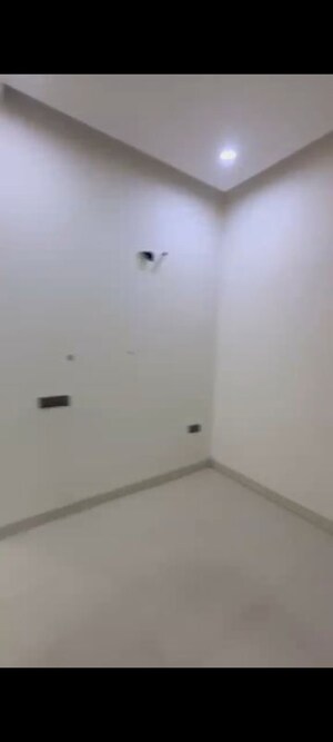 Furnished Amenities in 3 BHK Apartment at Preet Colony – for Sale