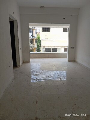 Room in 3 BHK Apartment at Kalighat – for Sale