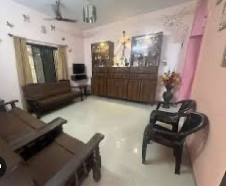 Living Room, sector 16 a 5 Bedroom 250 Sq.Yd. Independent House In Sector 16 A Faridabad 10420385