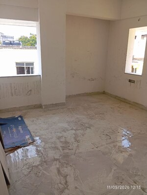 Room in 3.5 BHK Apartment at Kalighat – for Sale