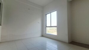 Room in 2 BHK Apartment at Eden Solaris Joka, Bishnupur – for Sale