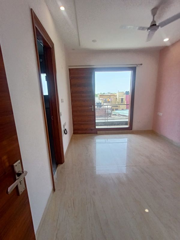 3 BHK Independent House For Rent in Sector 11