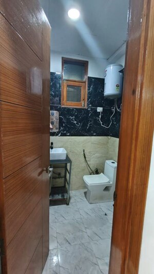 3 BHK Builder Floor For Rent in AJS Heights, Indrapuram