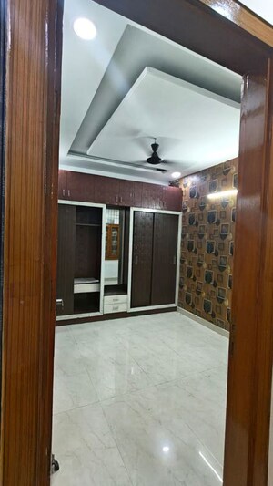 Room in 3 BHK Builder Floor at AJS Heights, Indrapuram – for Rent