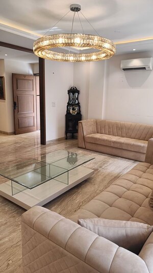 Bathroom in 5 BHK Builder Floor at North Mullanpur – for Sale