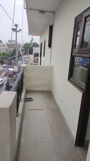 1 BHK Builder Floor For Rent in Freedom Fighters Enclave