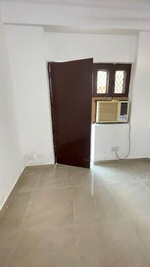 Room in 1 BHK Builder Floor at Freedom Fighters Enclave – for Rent