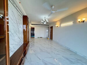 Room in 3 BHK Apartment at M3M Heights, Sector 65 – for Rent