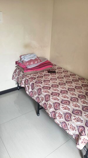 Bedroom in 1.5 BHK Apartment at Platinum Heritage Thane West, Ghodbunder Road – for Rent