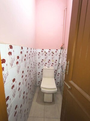 Bathroom in 1 BHK Independent House at Sector 7 – for Rent