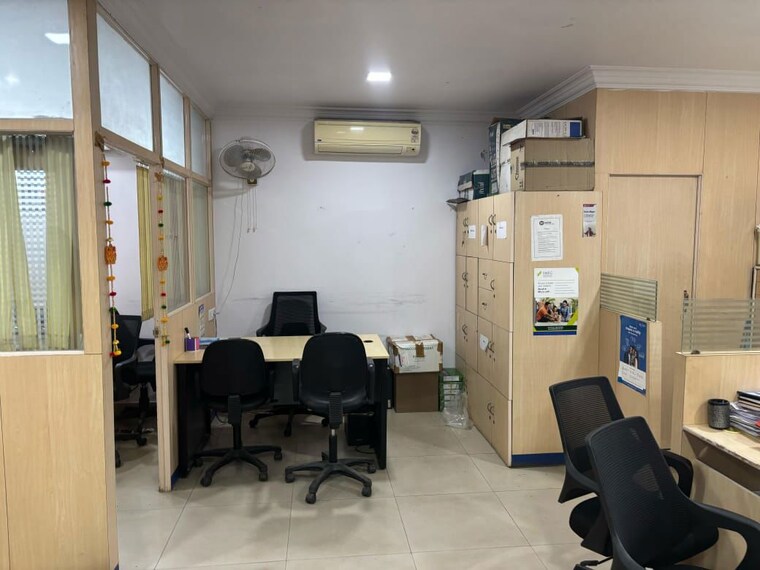 Living Room, lalpur chowk Commercial Office Space 1000 Sq.Ft. In Lalpur Chowk Ranchi 10420485